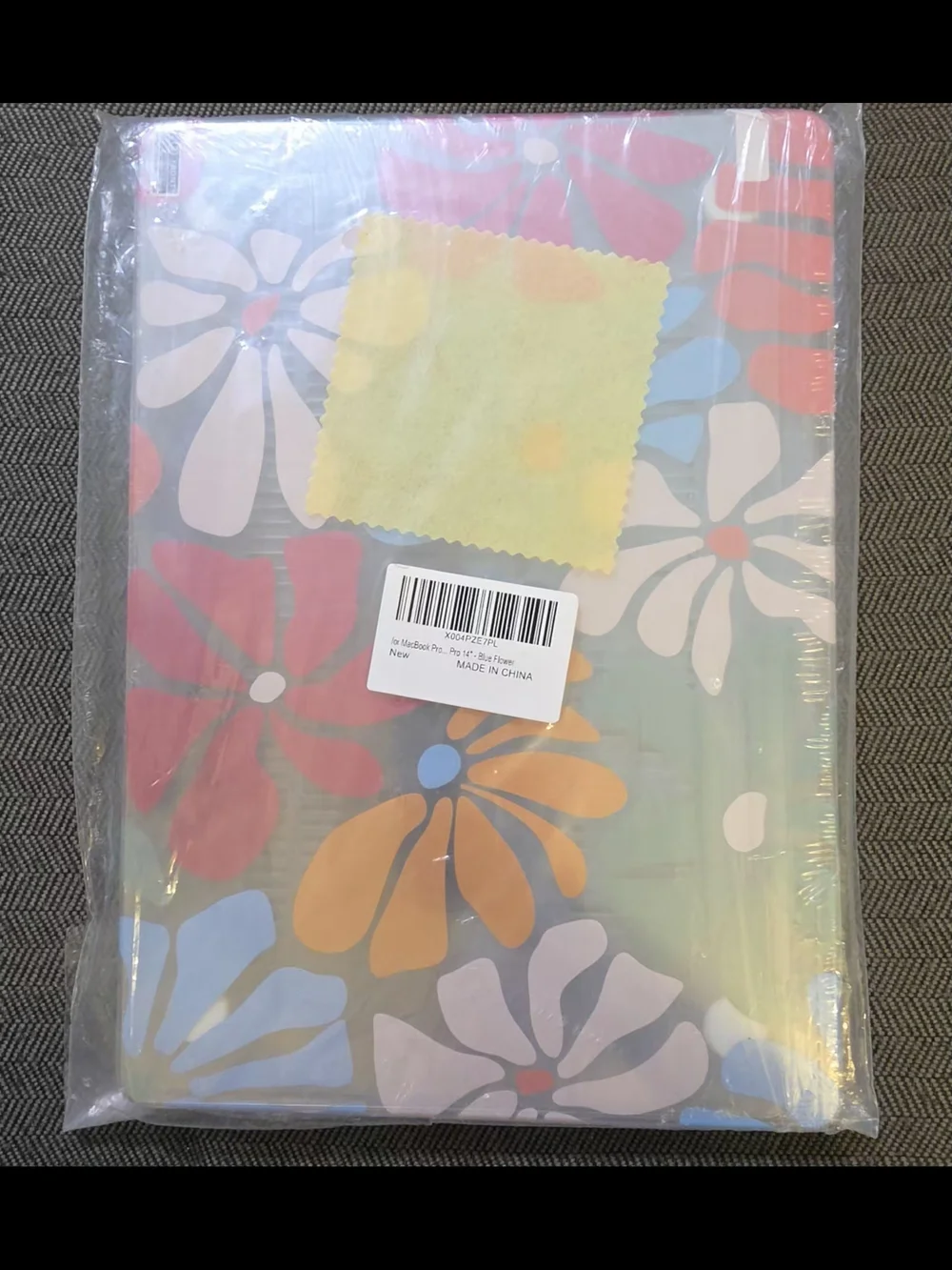 MacBook Pro 14 in Case Plastic Hard Shell & Keyboard Cover Mulit Colored Flowers